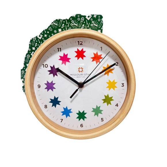 Missouri Star Quilt Company Wood Framed Colorful Starburst Round Wall Clock NEW - Picture 2 of 3